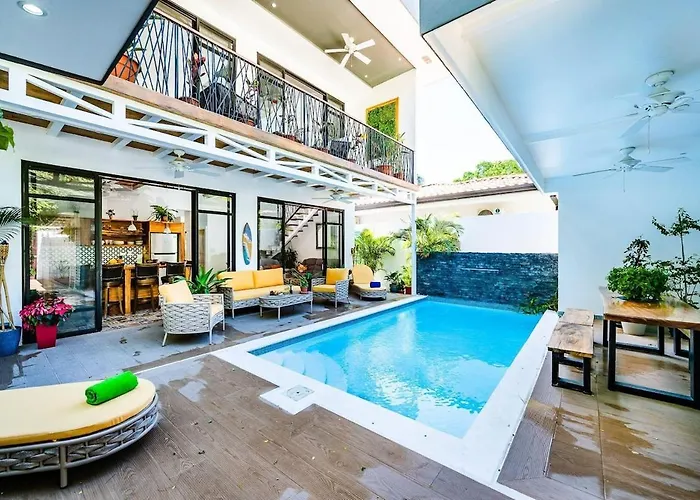 Private Pool Villa, Walk To & Dining *