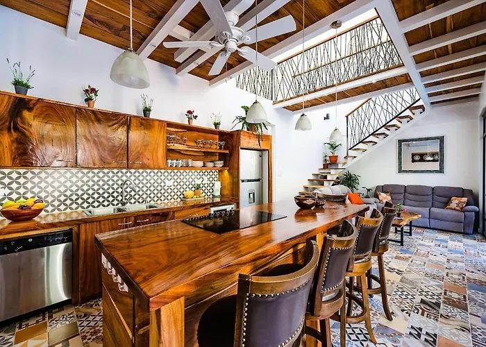 Private Pool Villa, Walk To & Dining * Playa Flamingo