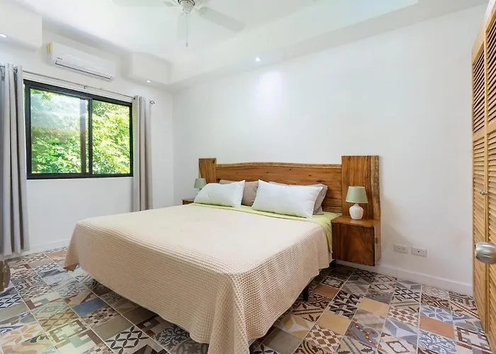 Private Pool Villa, Walk To & Dining Playa Flamingo