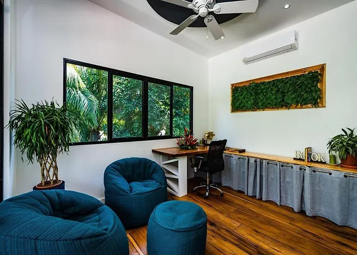 Private Pool Villa, Walk To & Dining Playa Flamingo